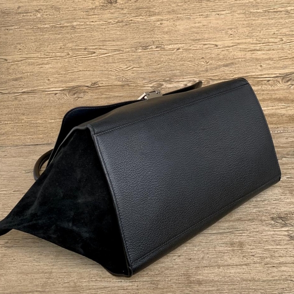 Certified Authentic Celine Trapeze leather handbag - Picture 7 of 10